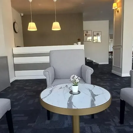 Aparthotel My Rezidans