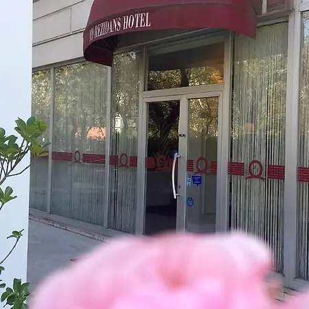 Aparthotel My Rezidans