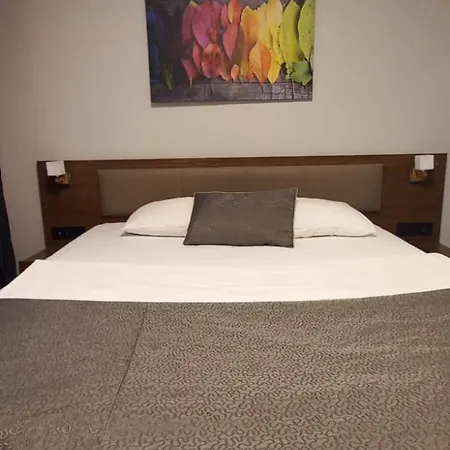 Apartahotel My Rezidans